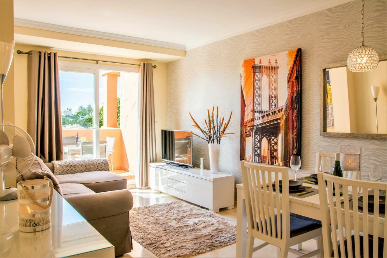 Free One Bedroom Retreat In Elviria Marbella Esterno foto